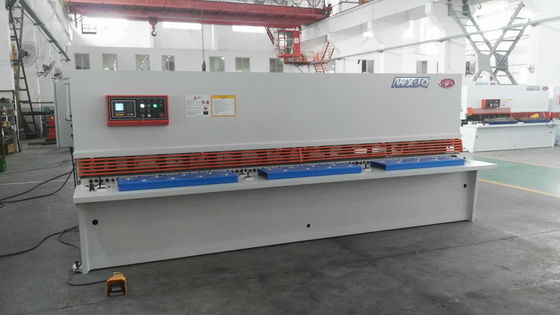 खरीदें Hydraulic CNC Shearing Machine - Continuous Cutting Low Noise Single Cutting online manufacture