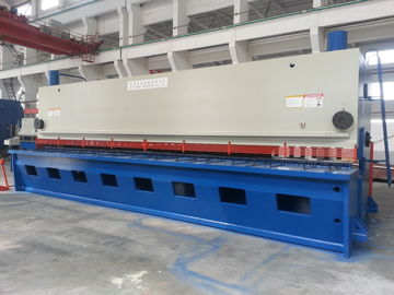 खरीदें नेकां हाइड्रोलिक गिलोटिन स्टील काटने की मशीन / गिलोटिन धातु कतरनी online manufacture