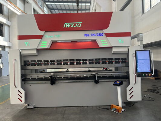 खरीदना शीर्ष गुणवत्ता 200T सीएनसी हाइड्रोलिक प्रेस ब्रेक मशीन 3200 मिमी झुकने की लंबाई online manufacture