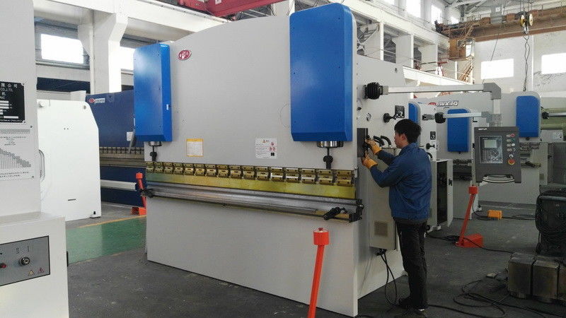 मैनुअल शीट धातु प्रेस ब्रेक मशीन दूसरा हाथ 160T हाइड्रोलिक झुकने मशीन